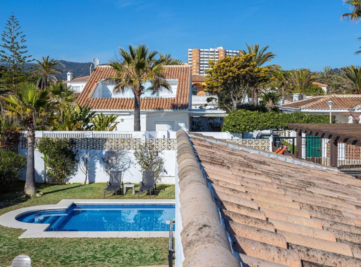 Charming Villa On The Seafront Marbella Kültér fotó